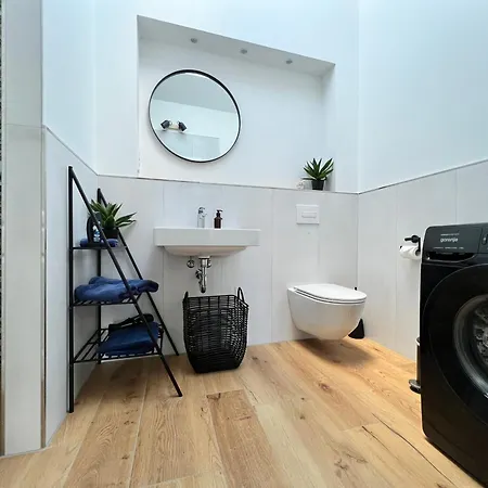 Brandenburgapartments-berlin *